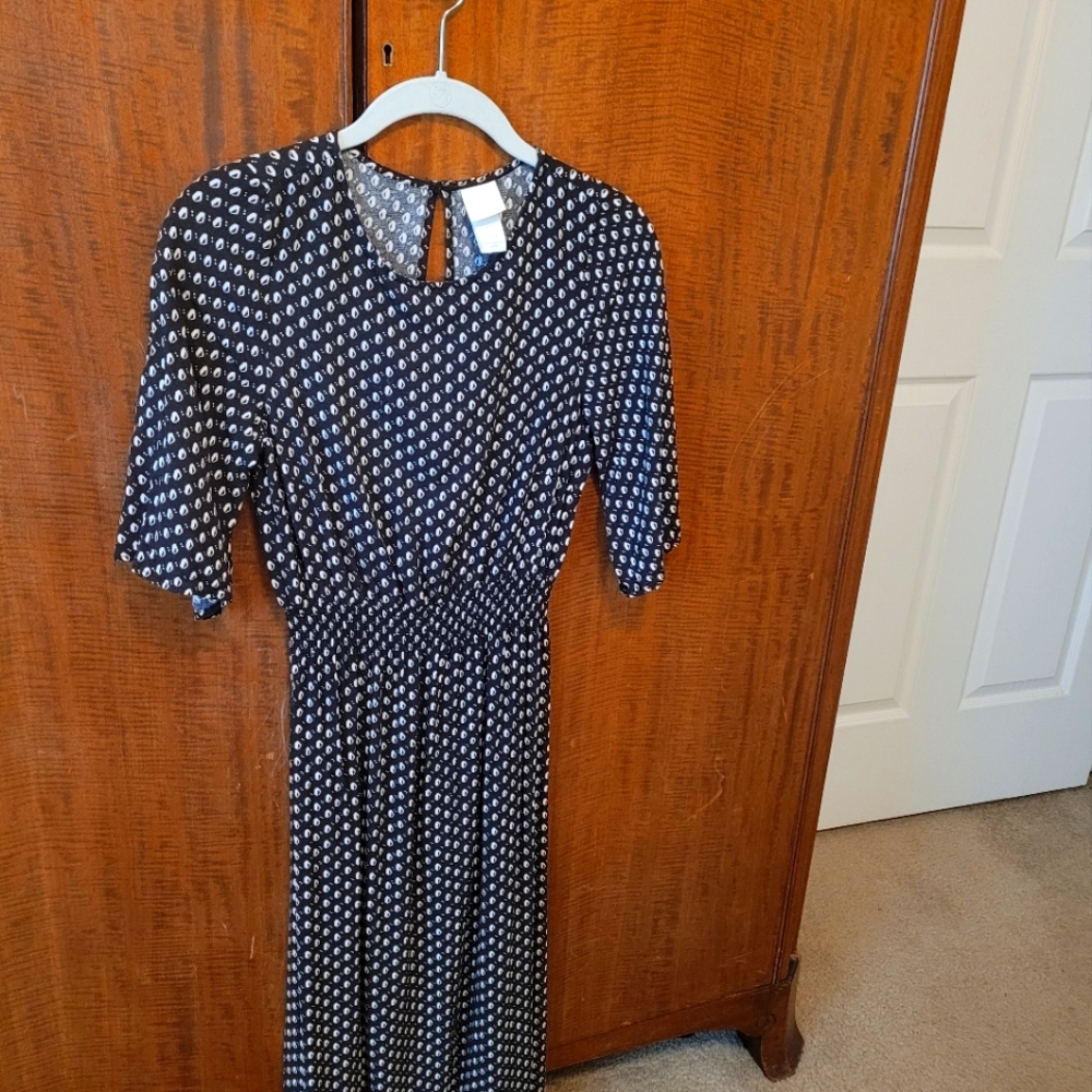 H&M black and white print dress in a size 2.